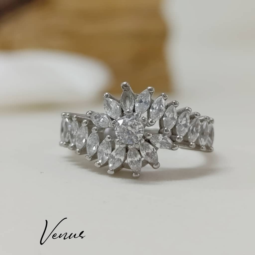 فروشگاه نقره و بدلیجات ونوس در رشت