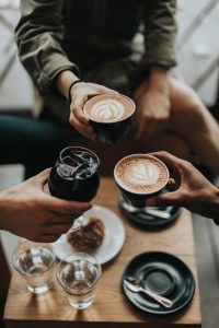 فرق کافه با کافی شاپ چیست؟