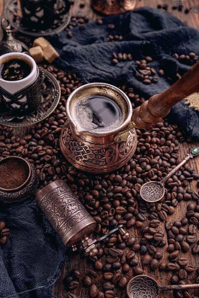 فلت وایت چیست و چه تفاوتی با لاته دارد؟