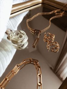 همه چیز در باره طلا و جواهرات