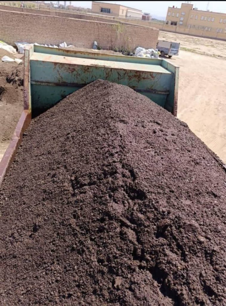 فروش کود اصلاح شده و خاک باغچه زمانی در قم