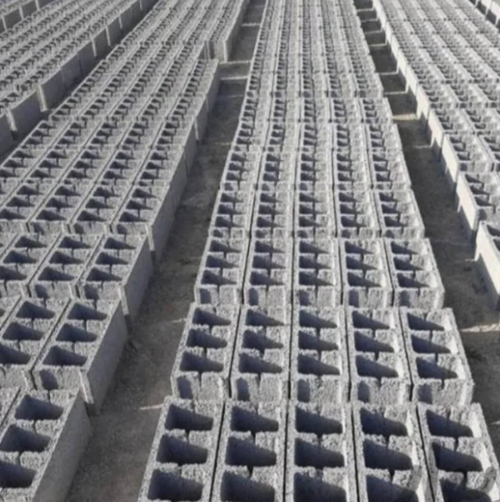 کارگاه بلوک دیواری و سقفی امید در دویره بوشهر