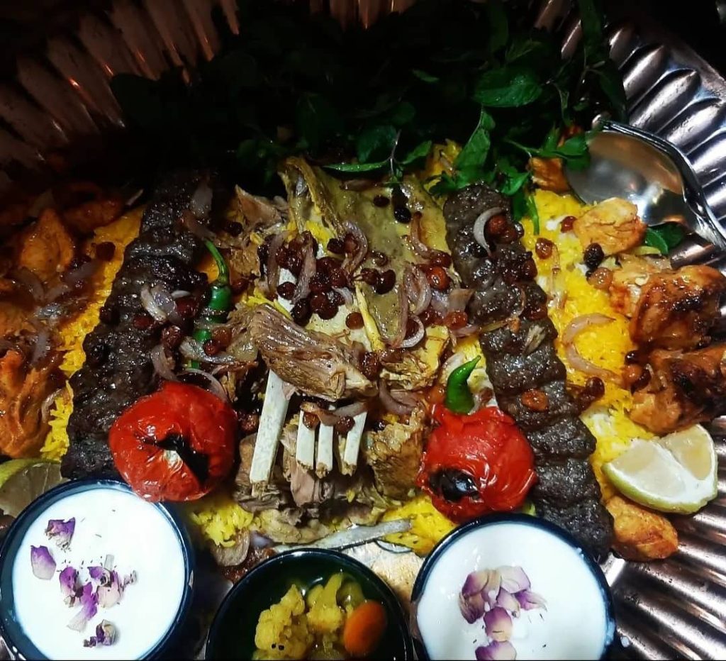 رستوران سنتی و دیزی سرای بی مریم در اهواز