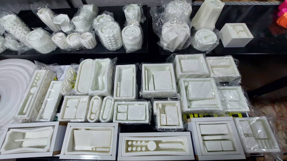 تولید فروش و پخش دکوری سرویس بهداشتی و اداری پلی استر پارسی گل در شیراز