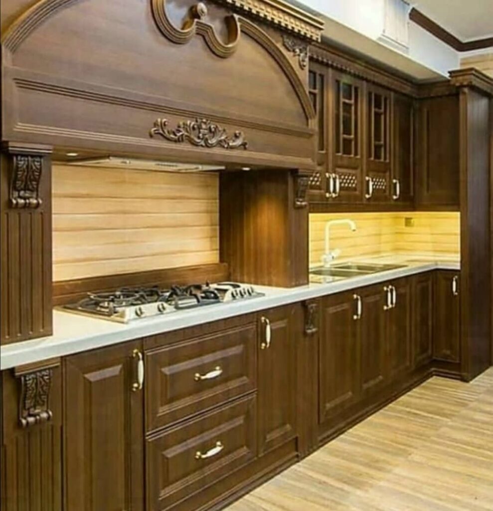 طراحی و اجرای صنایع ام دی اف کابینت رومی و هایگلاس موسوی در تبریز