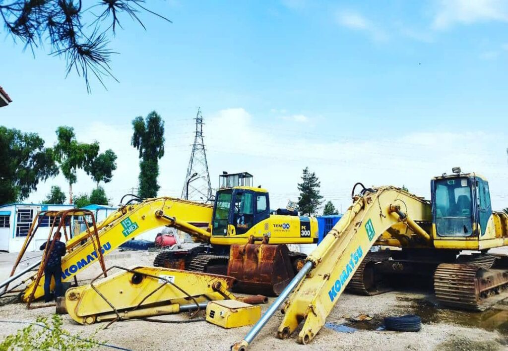 فروش و تعمیرات دستگاه های راهسازی و معدنی شیراز کوماتسو در شیراز