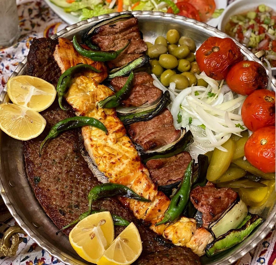 سرای سنتی بهار نارنج در بلوار طلاییه شیراز ،آدرس سرای سنتی بهار نارنج در بلوار طلاییه شیراز ،ایران مشاغل سامانه برتر ثبت مشاغل کشور