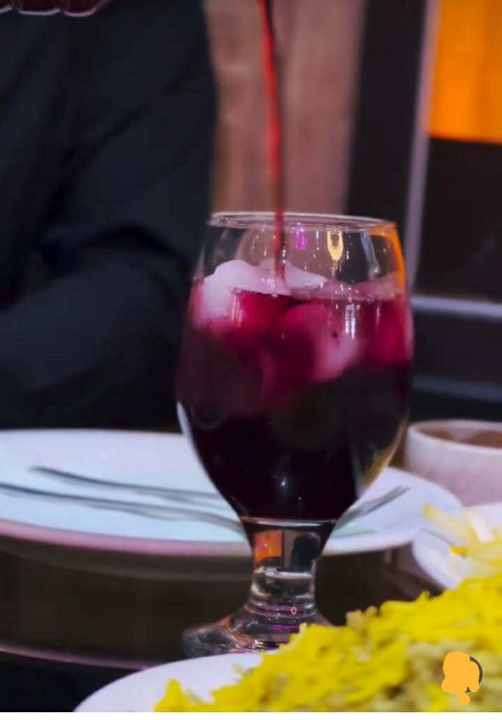 رستوران بزرگ خادم در قم