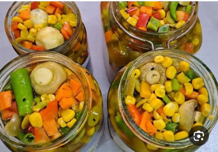 شرکت پخش ترشی جات و شوری جات سعید گستر نوین طارم در رشت