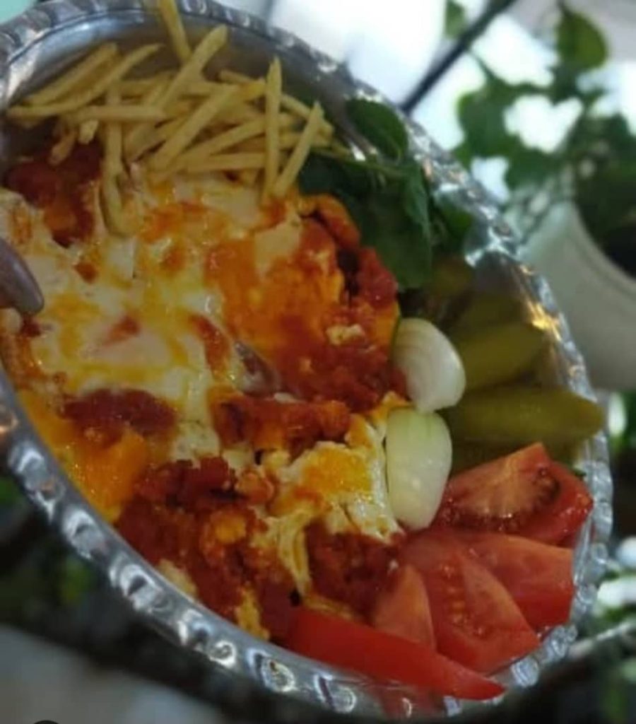 کافه رستوران آتا در اهواز