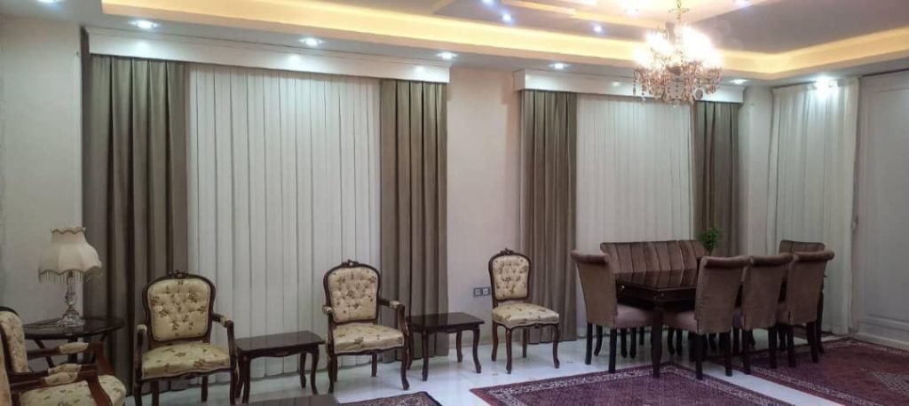 دوخت و نصب پرده آزاد در زنجان