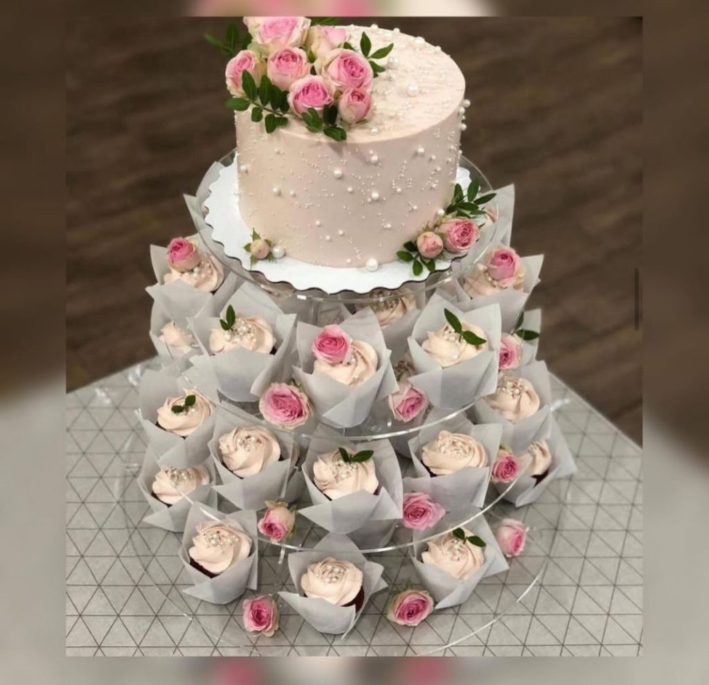 شیرینی آلما در چهارباغ کرج