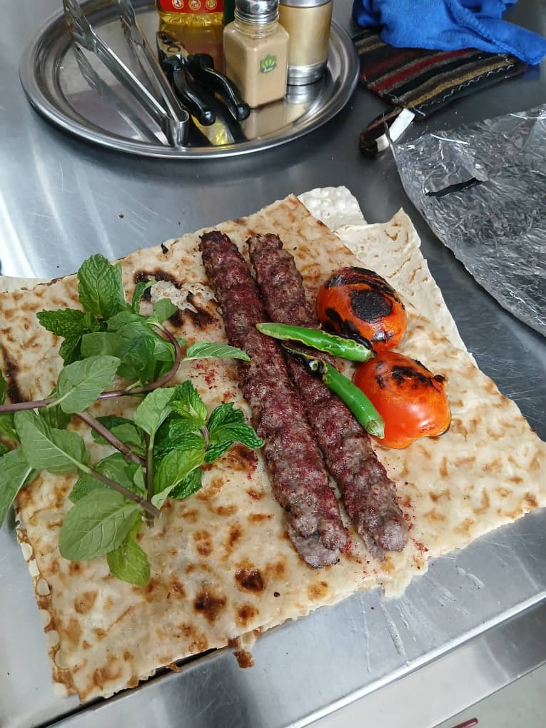 دیزی سرای آبگوشتچی در مرند