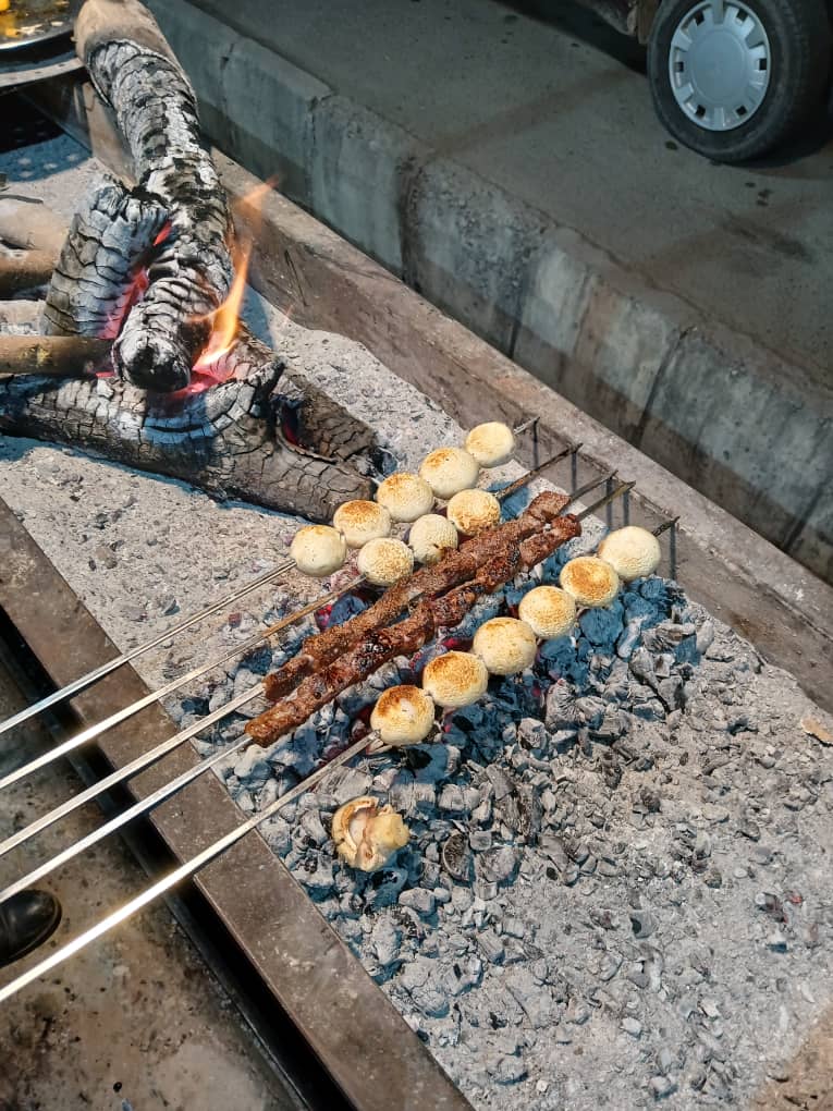 دیزی سرای آبگوشتچی در مرند