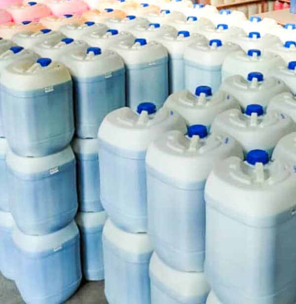 فروش و پخش آب ژاول و شامپو فرش سخنور اصفهان