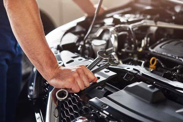 مکانیک و امداد خودرو سیار خاکزاد در اصفهان