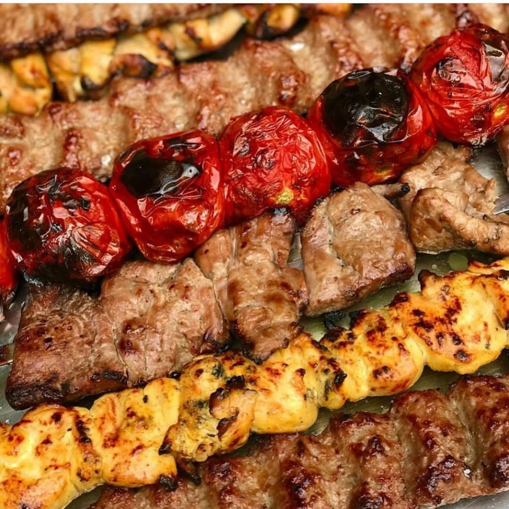 کافه رستوران مادر ایرونی 2 در سیرجان