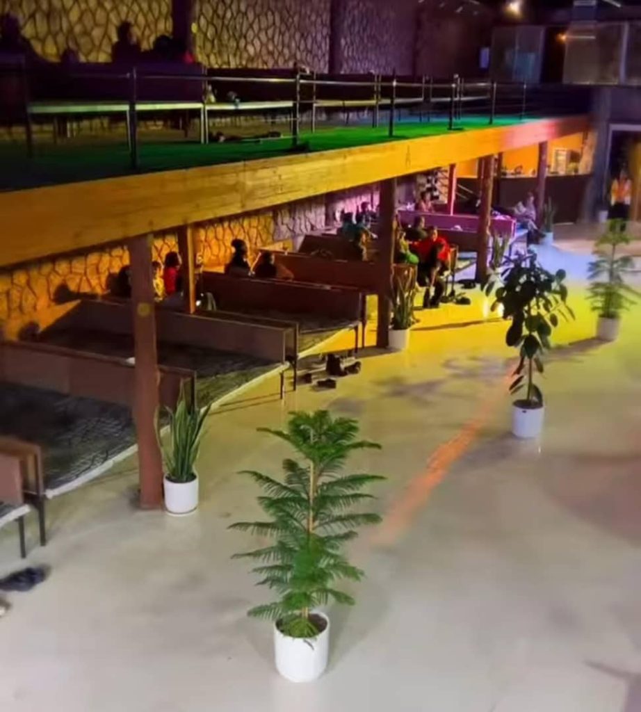 کافه رستوران بهونه در یزد