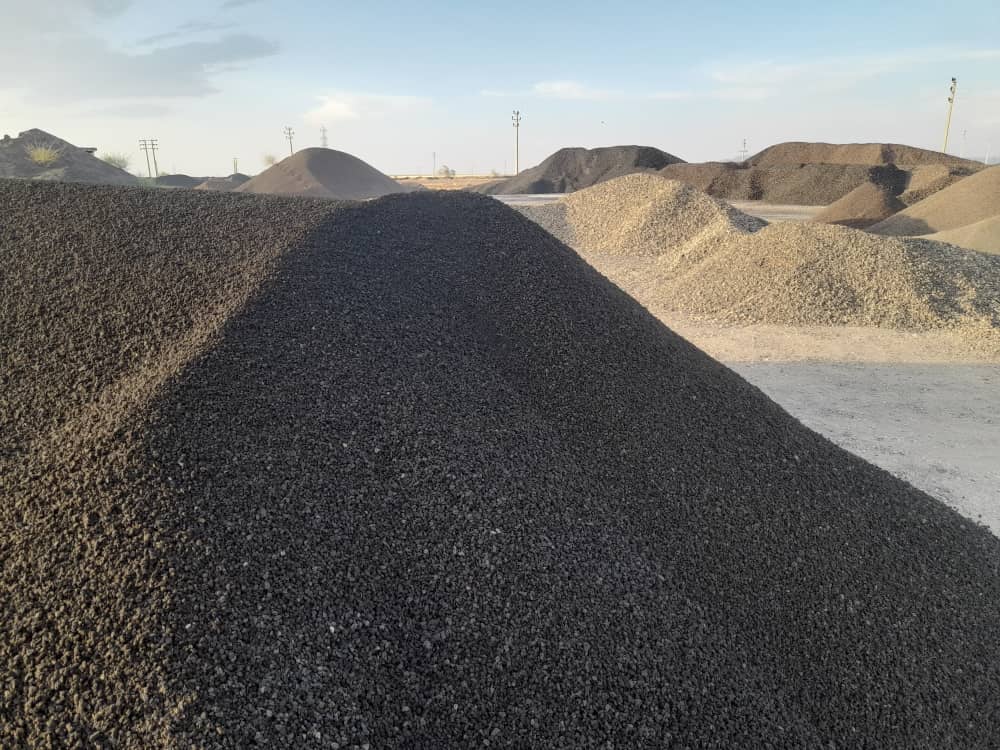 فروش و پخش پوکه معدنی بادامی و نخودی زارعی در قروه