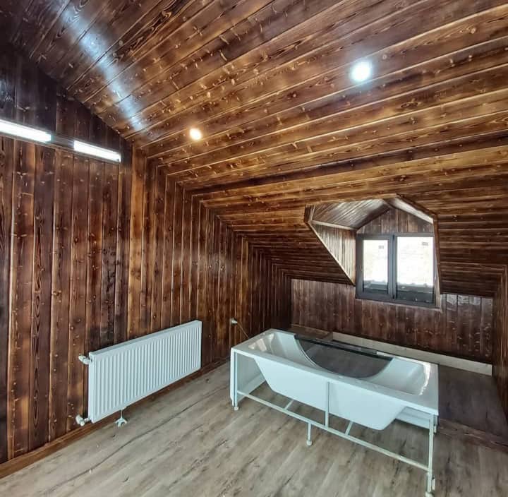 نقاشی ساختمان مدرن کاظمی در تنکابن