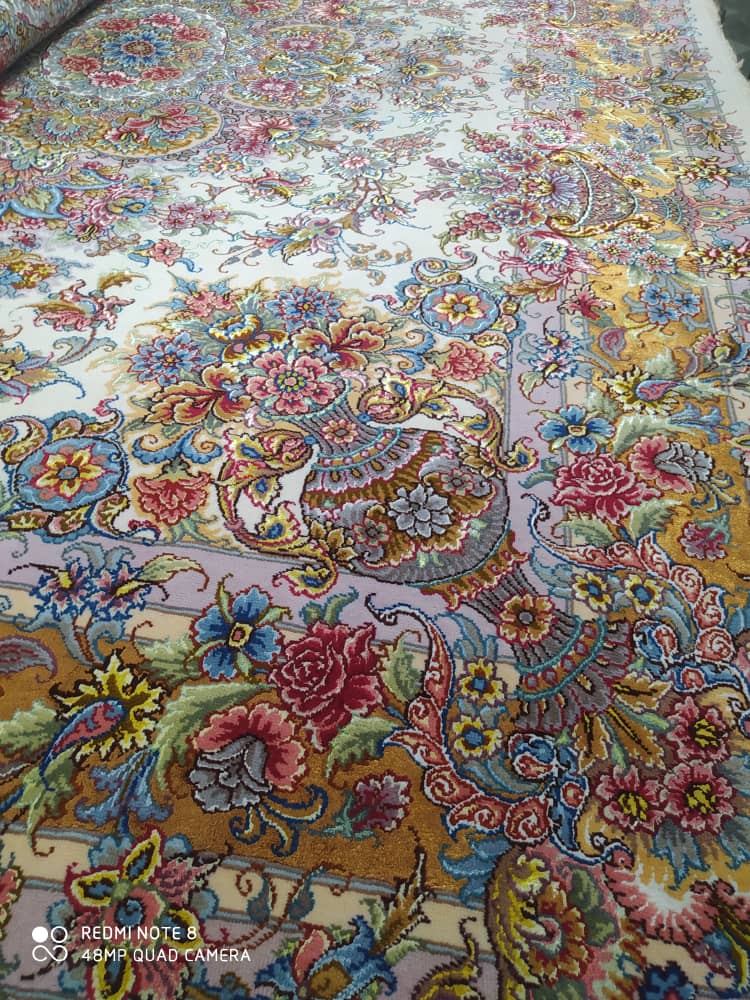 تولیدی فرش دستباف ملک زاده در تبریز