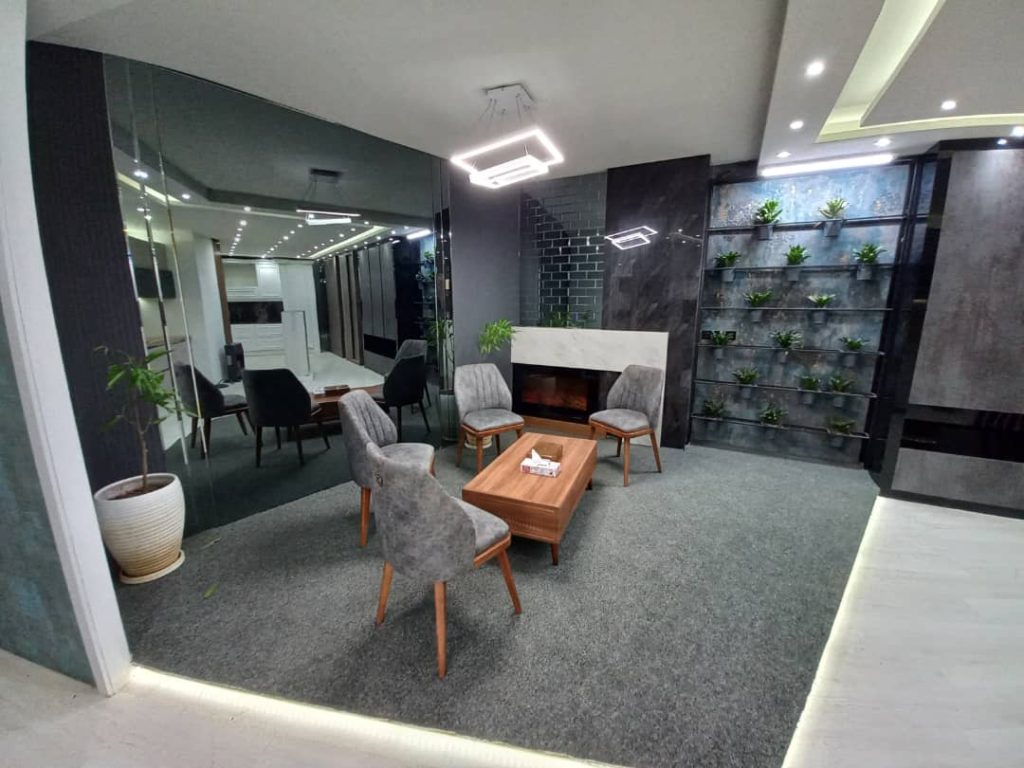 فروش و نصب کاغذ دیواری دکودیزاین در وحید اصفهان