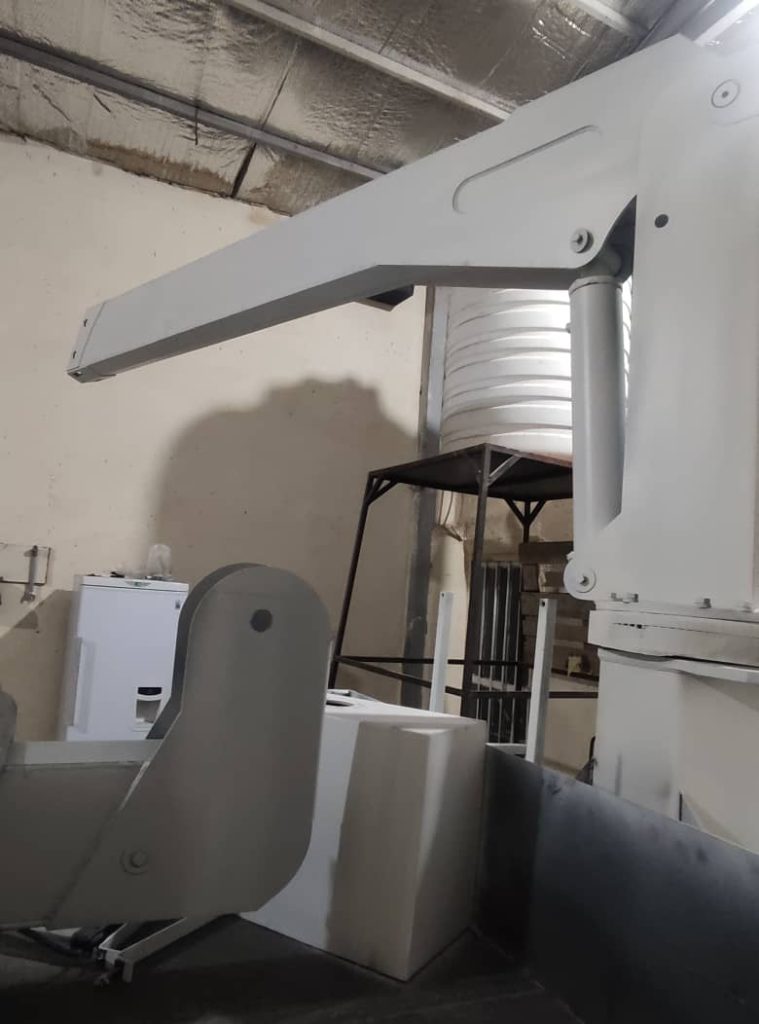 ساخت بالابر پشت کامیون هیدرولیک کاران نراقی در اصفهان