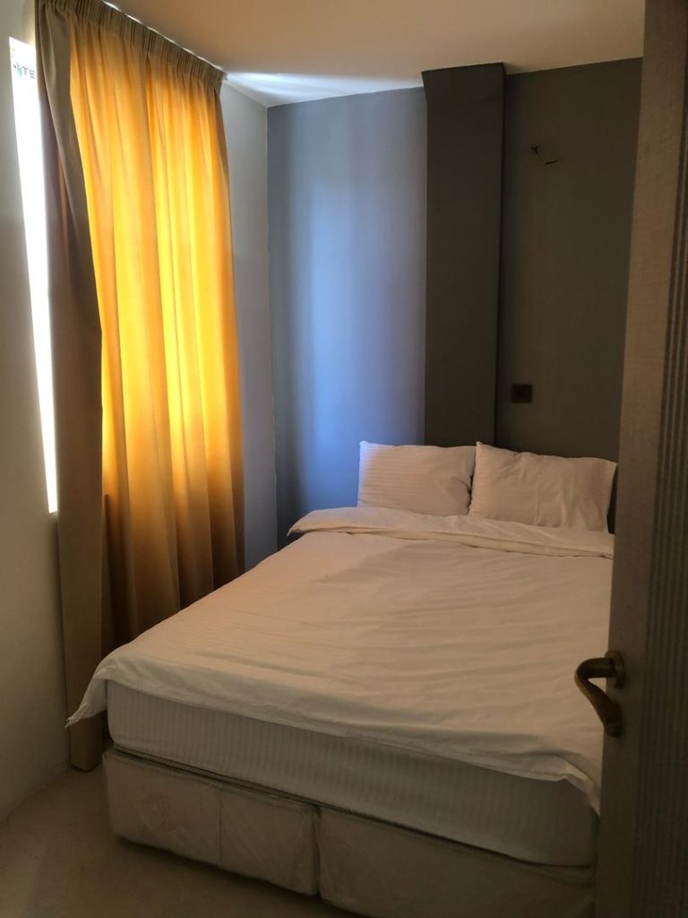 هتل آپارتمان عمارت گل نرجس در مشهد