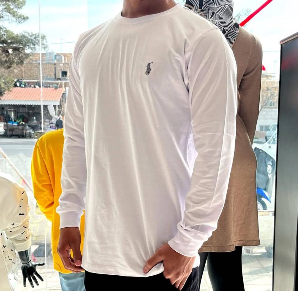 بوتیک پوشاک مردانه و زنانه محراب در کاشمر