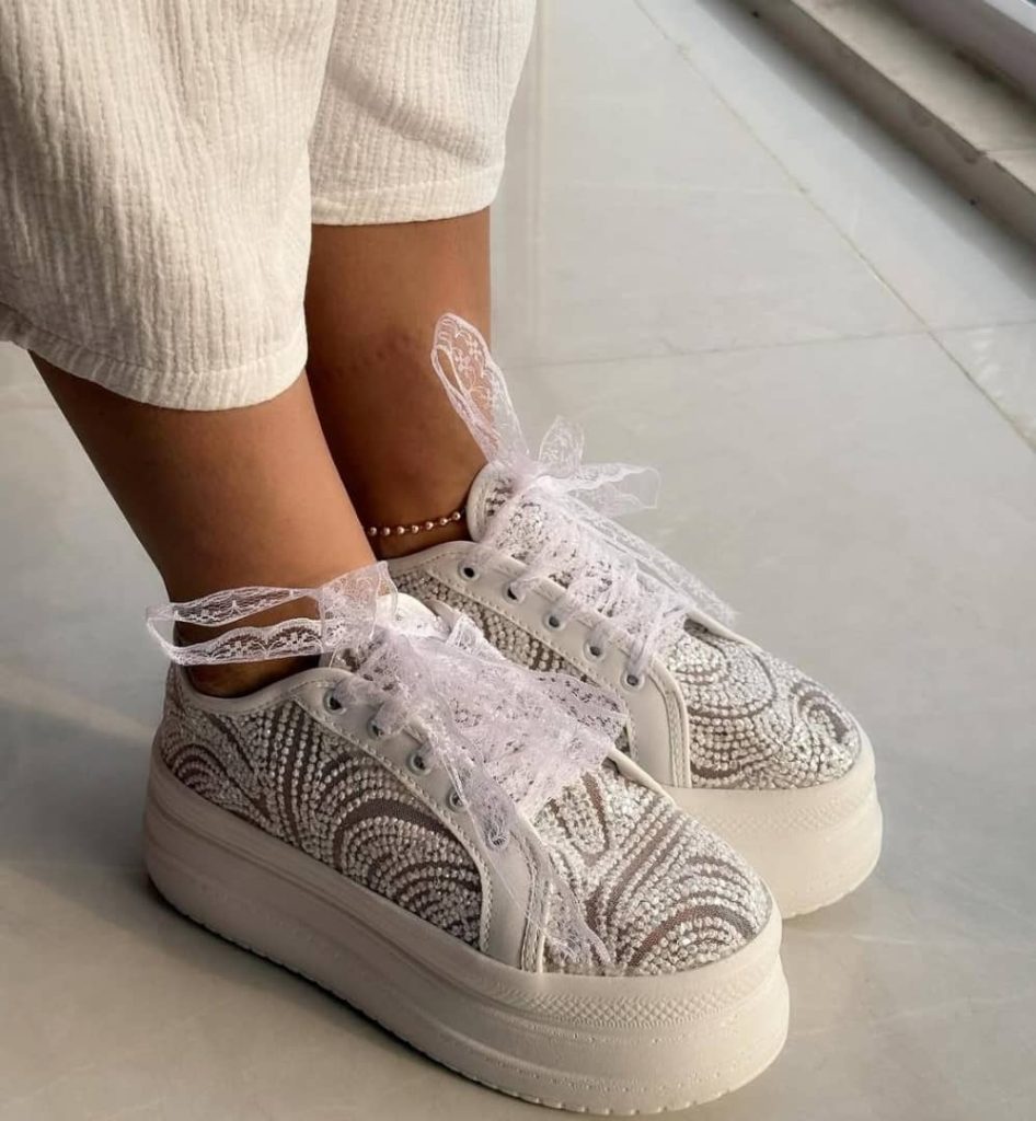 فروشگاه کیف و کفش پای ما در بابل