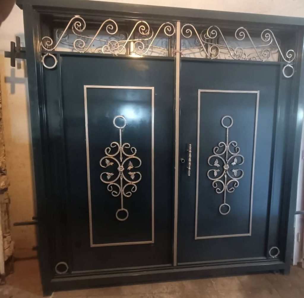 تولید درب و پنجره بیات در زنجان