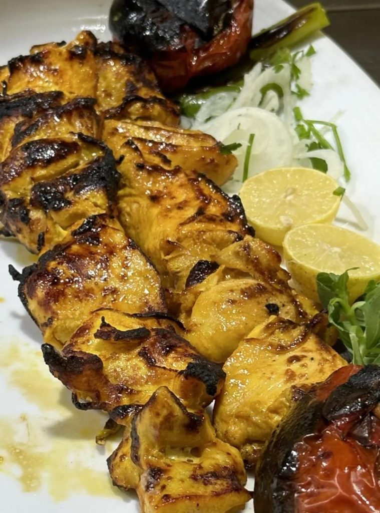 سفره سرای ارمیا در خمینی شهر