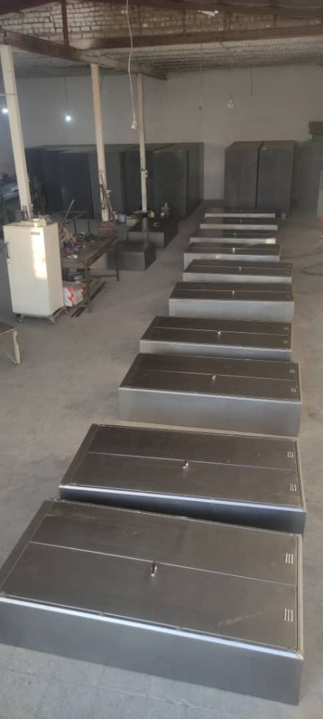 کارگاه تولیدی کمد فلزی بایگانی دو درب مسعود در اصفهان