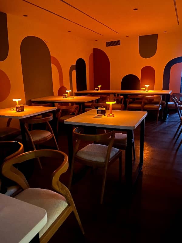 کافه رستوران ویواچه در تهران