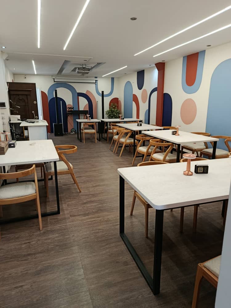 کافه رستوران ویواچه در تهران