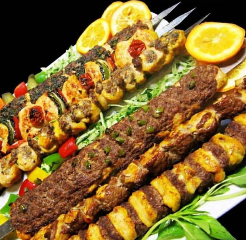 مجتمع پذیرایی اقامتی تفریحی مهرونور در میاندوآب