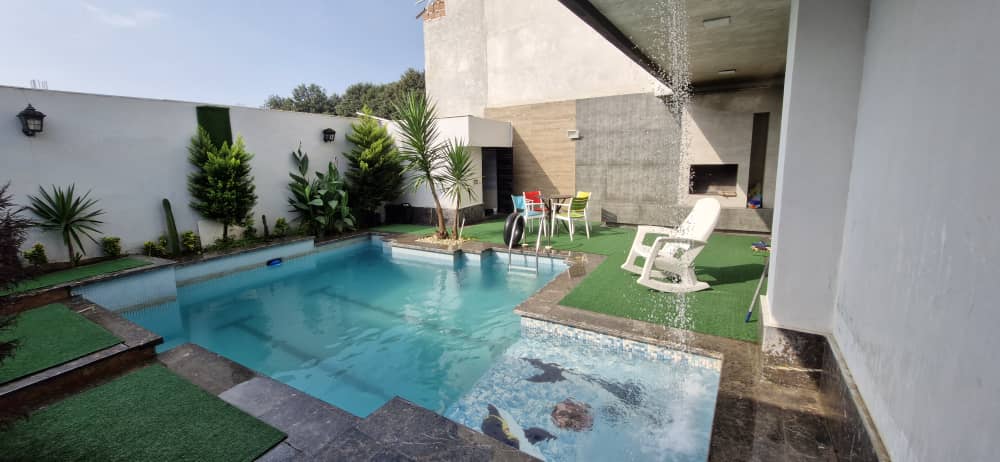 اجاره ویلای استخردار سبک مدرن بمدیریت آقای اکبری در سرخرود