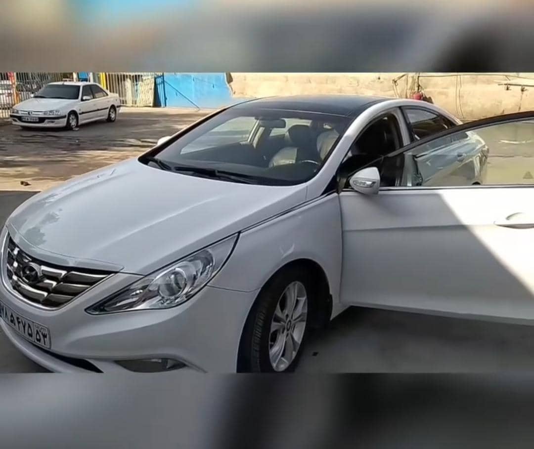 کارواش نانو و صفرشویی خودرو نگین شهر کاشان