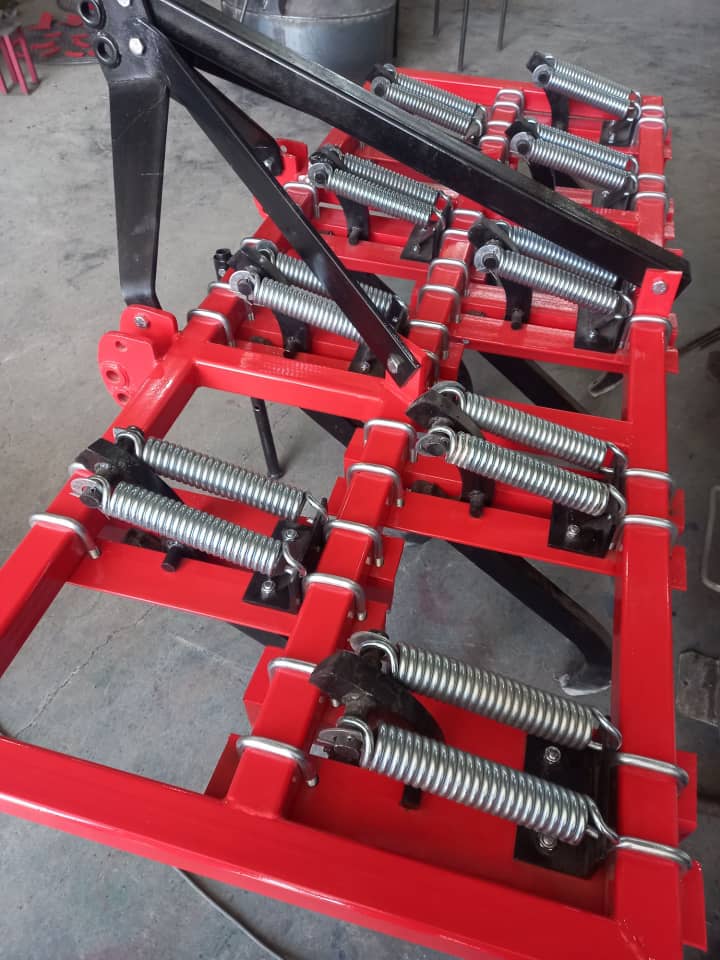 ساخت و فروش کلتیواتور فنری پنجه غازی شاهین کشت خراسان در مشهد