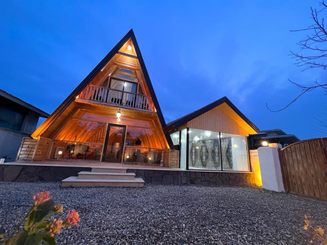 اجاره ویلا دوبلکس چوبی سوئیسی استخردار سهیل رامسر