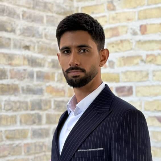 آرایشگاه تخصصی داماد عرفان در اصفهان