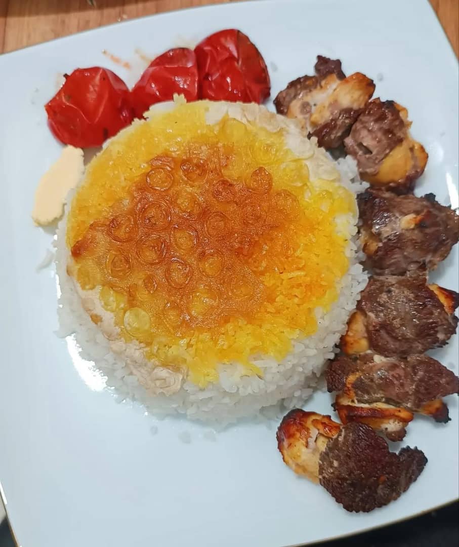 کافه رستوران ترنج طلایی تالش