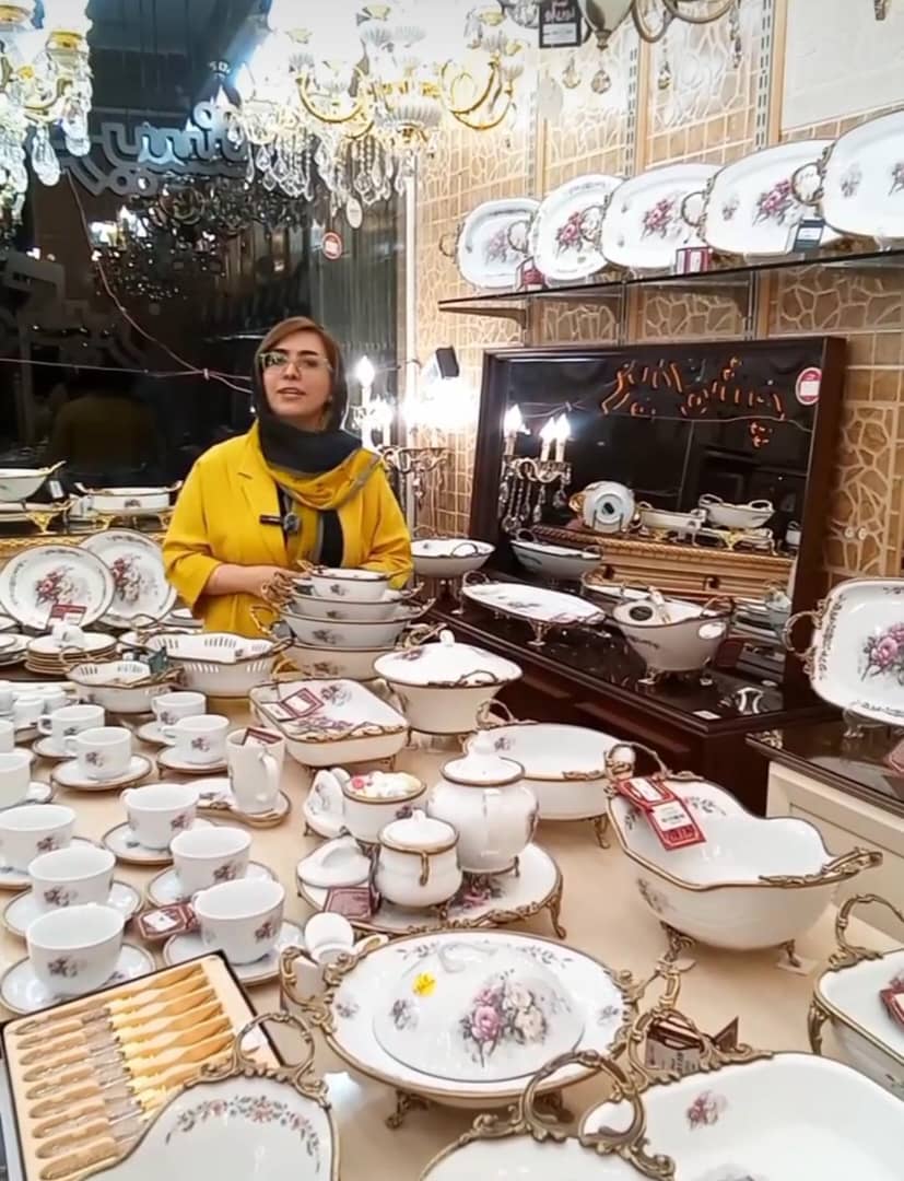 فروشگاه لوستر و کریستال آقای چشمگیر در خوی