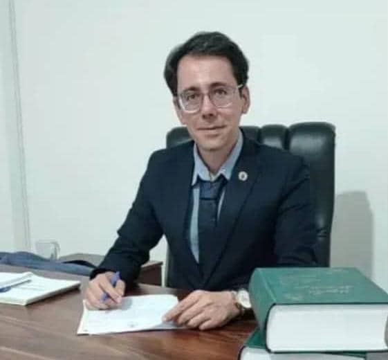 سید وحید علوی وکیل دادگستری و مشاور حقوقی در تهران