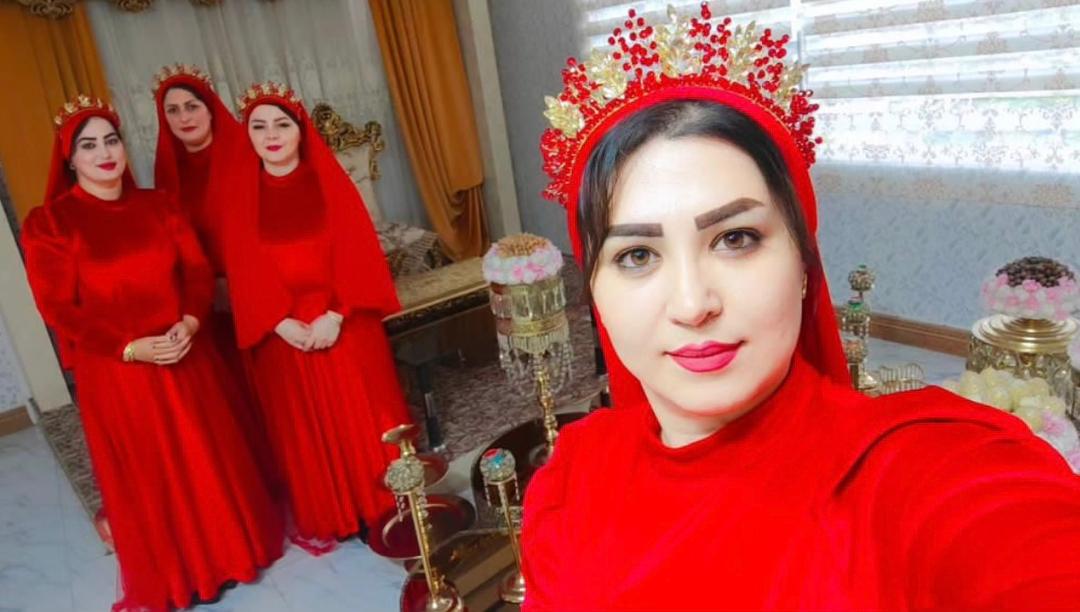 گروه ساقدوشی و دف نوازی شاهنگ در سنگر