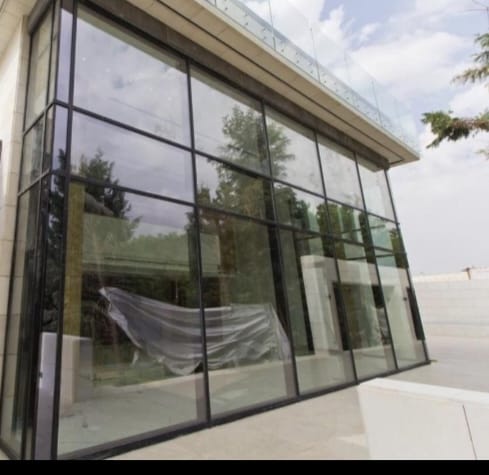 نصب و تعمیر شیشه سکوریت و جک پارکینگ آریا درب طاهری در گیلاوند دماوند