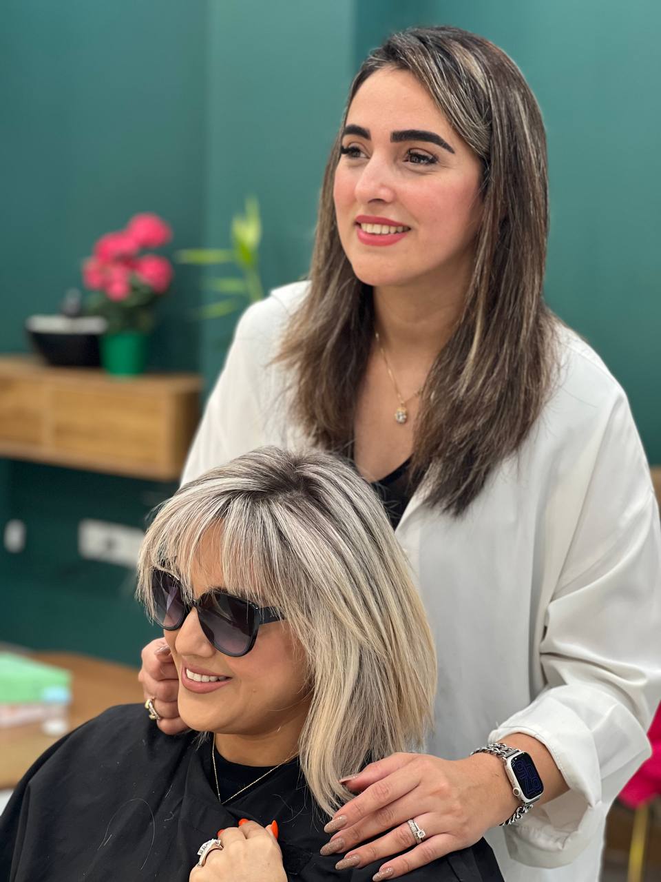 آموزشگاه و سالن تخصصی رنگ مو سحر برزگر پاشا در آمل