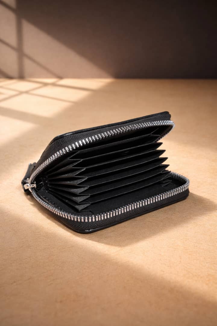 تولید و فروش کیف چرم دیبا چرمین در شرق تهران