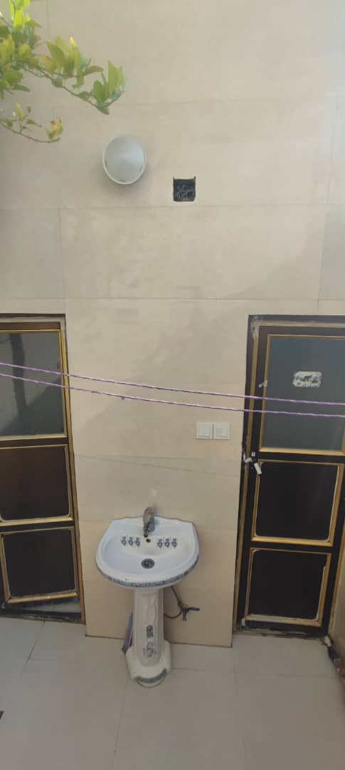 اجاره سوئیت دو خوابه مرکز شهر به مدیریت آقای کمالی در قشم