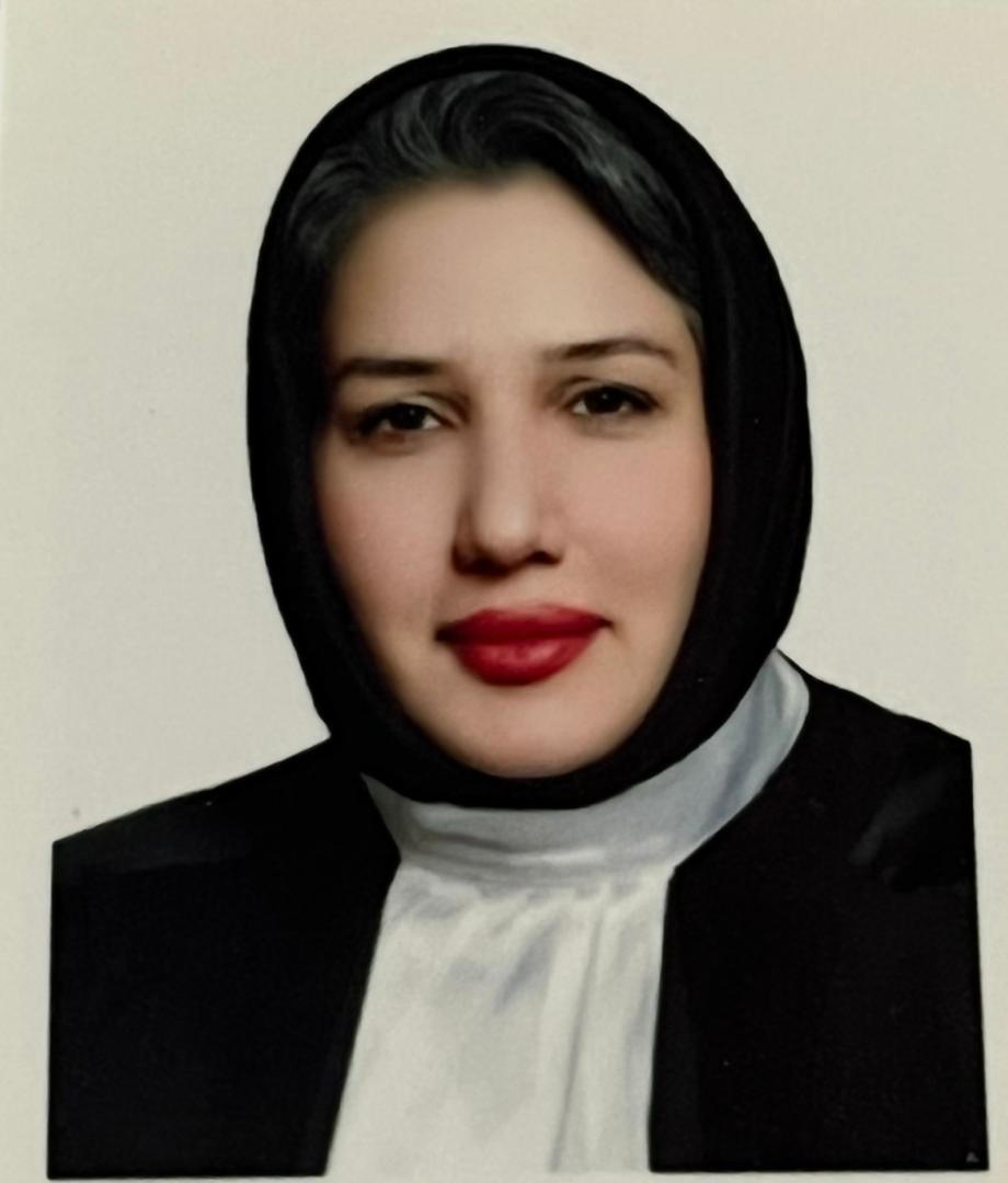 زهرا حیدری وکیل حقوقی و کیفری پایه دادگستری در آبادان